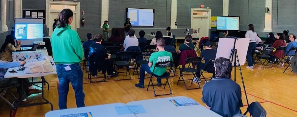 At the town hall, 98 community members signed up to imagine a better public transit system in Chicago